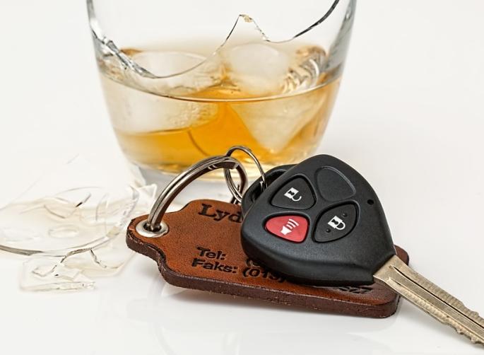 Pune Traffic Police organised movement agaist Drink and Drive | पुणेकरांनो, दारू पिऊन गाडी चालवण्याचा विचारही नको, पोलिसांनी अशी केलीये तयारी ! Pune Traffic Police organised movement agaist Drink and Drive | पुणेकरांनो, दारू पिऊन गाडी चालवण्याचा विचारही नको, पोलिसांनी अशी केलीये तयारी !